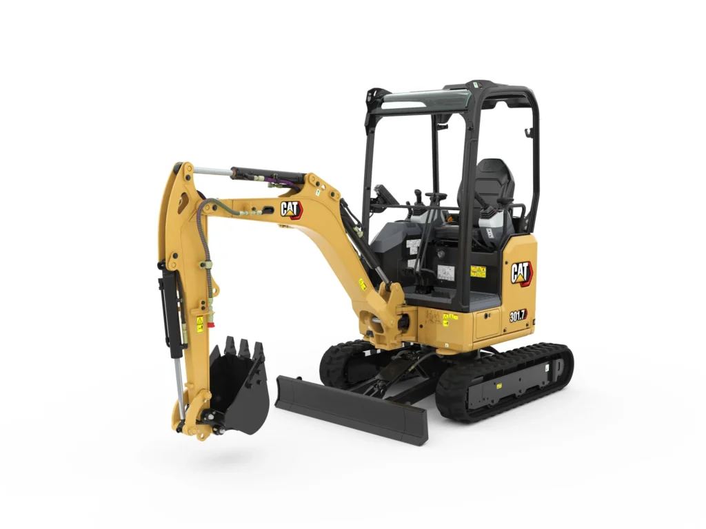Miniexcavadora hidráulica 301.7CR de Caterpillar, ágil y eficiente para trabajos detallados.