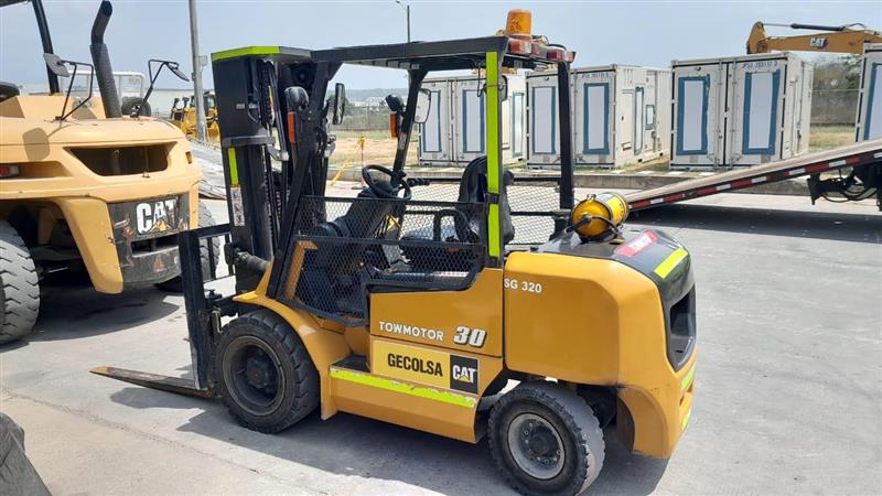 Montacargas DP30 HS CAT | GM00010672